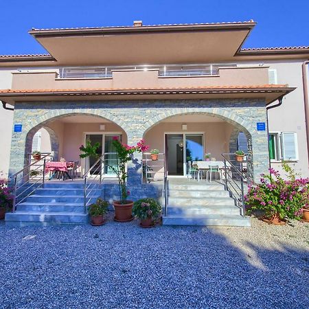 Stela Apartment Pinezici  Bagian luar foto
