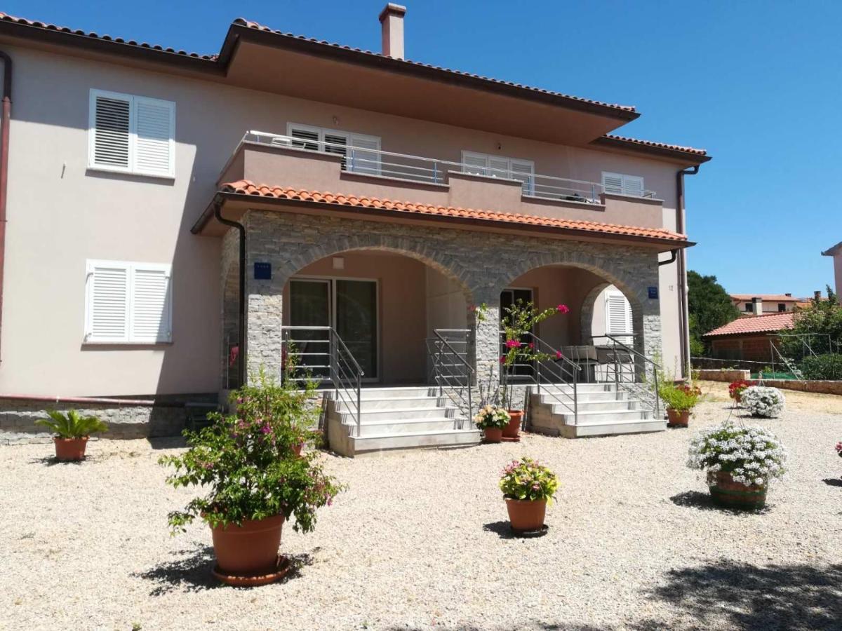 Stela Apartment Pinezici  Bagian luar foto