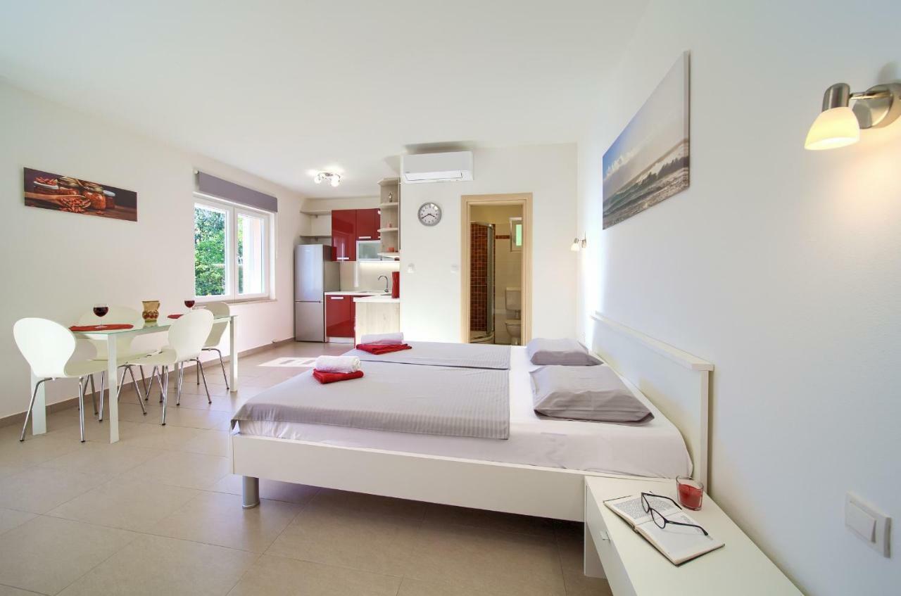 Stela Apartment Pinezici  Bagian luar foto