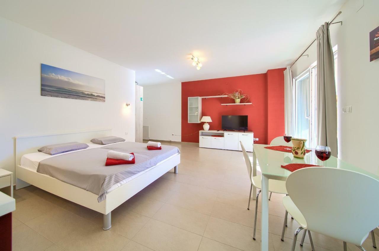 Stela Apartment Pinezici  Bagian luar foto